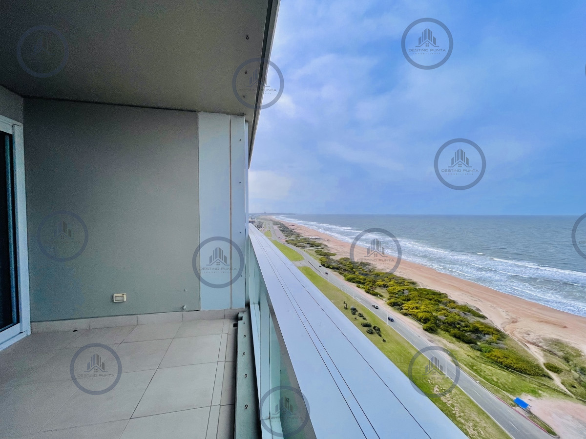 Apartamento ID.52 - Moderno Apartamento de 2 Dormitorios en Le Parc, Playa Brava. Punta del Este 