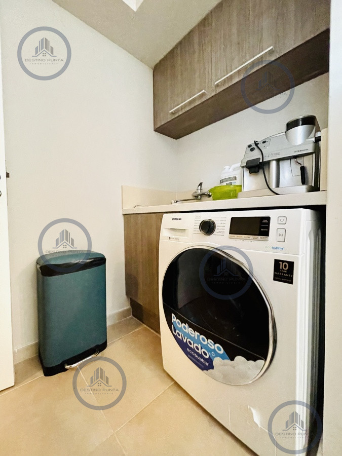 Apartamento ID.421 - Maravilloso departamento de 2 dormitorios con parrillero y salida al jardín en alquiler 