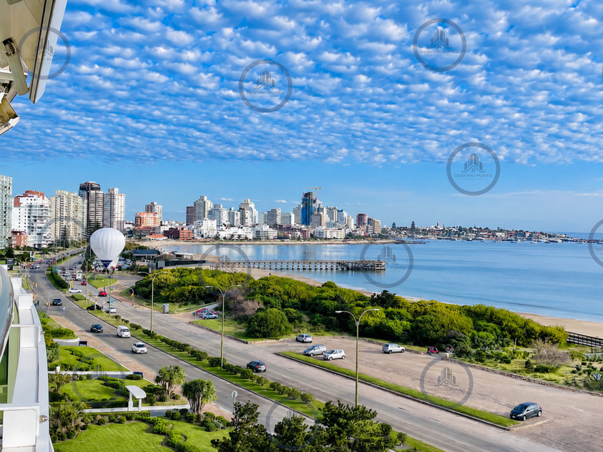 Apartamento ID.79 - Apartamento de 3 Dormitorios sobre Playa Mansa, en Venta y Alquiler, Punta del Este