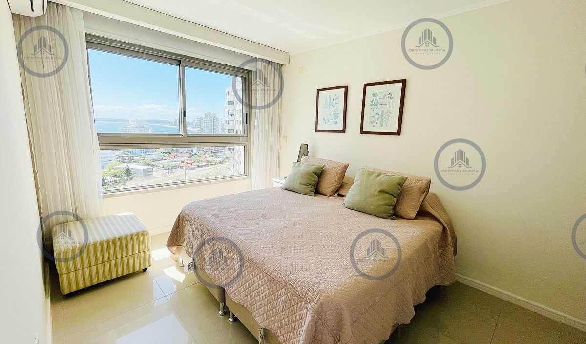 Apartamento ID.457 - Venta y alquiler temporario de apartamento premiun en Torre Imperiale de Playa Brava, Punta del Este