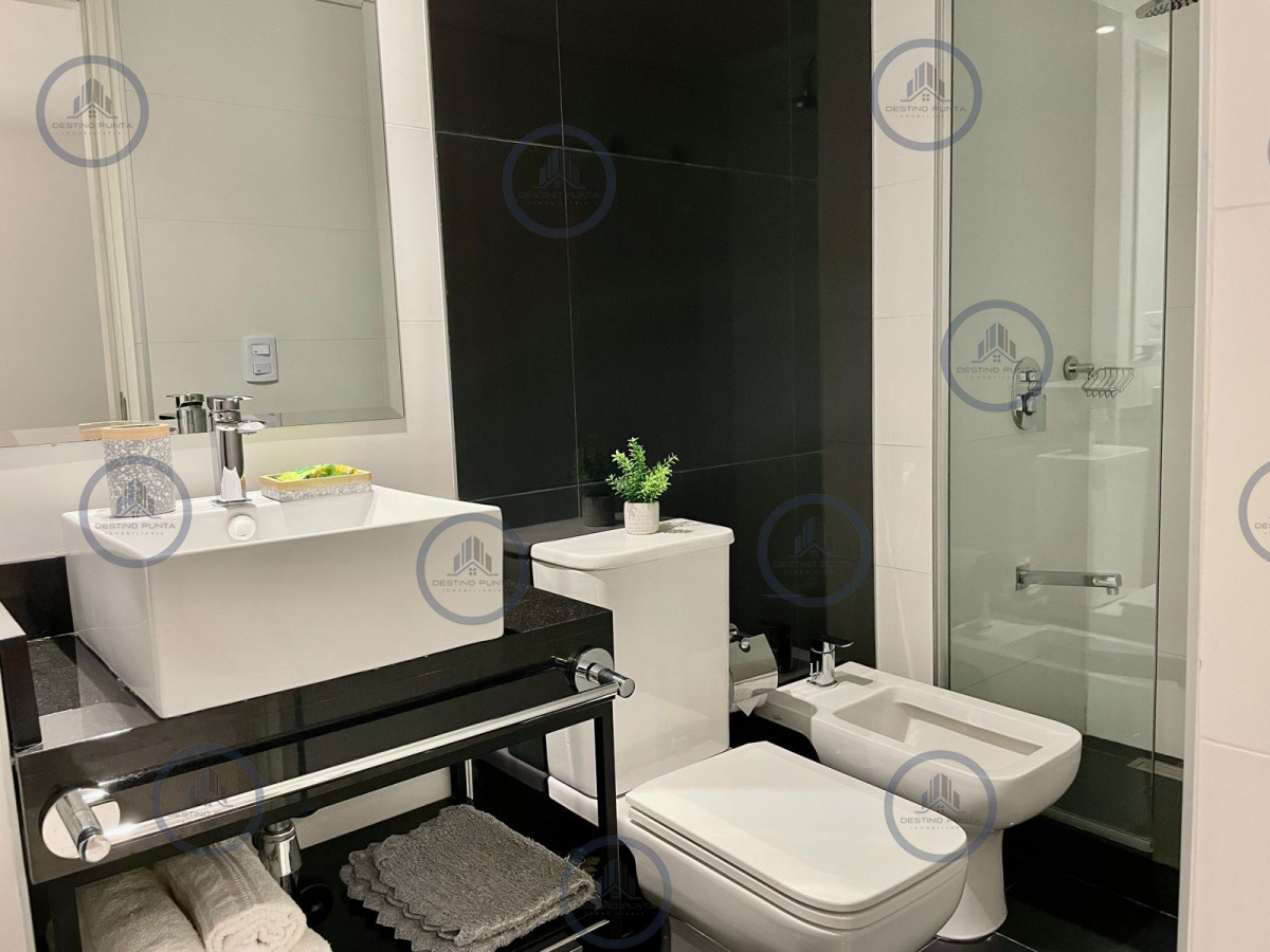 Apartamento ID.1771 - Alquiler temporal de apartamento muy lindo decorado de un dormitorio a pasos de las playas mansa y brava 