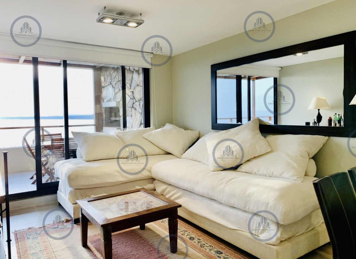 Apartamento ID.125 - Alquiler temporario de apartamento de dos dormitorios con parrillero, Punta Ballena