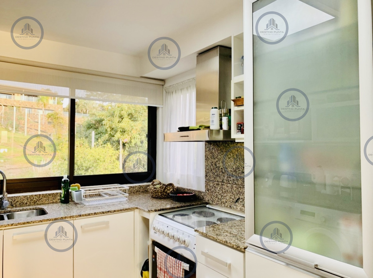 Apartamento ID.125 - Alquiler temporario de apartamento de dos dormitorios con parrillero, Punta Ballena