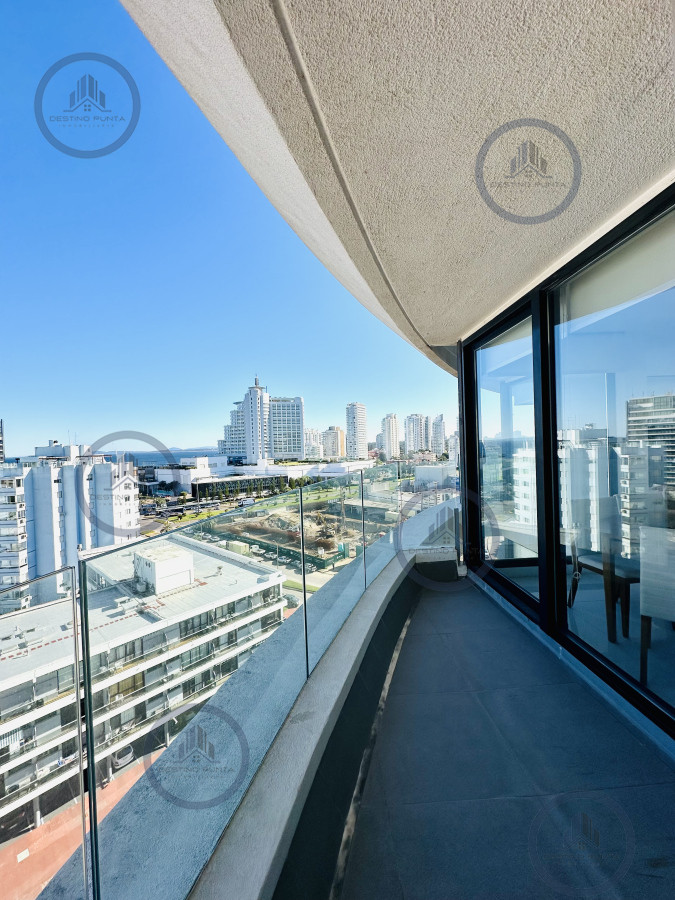 Apartamento ID.735 - Moderno Apartamento de 3 Dormitorios en Suite, zona Hotel Enjoy, Punta del Este