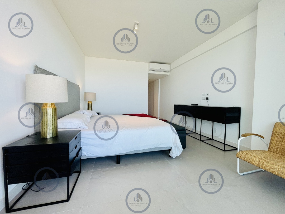 Apartamento ID.291 - Venta de Apartamento de 3 Dormitorios en suite en Le Parc 3 de Playa Brava, Punta del Este