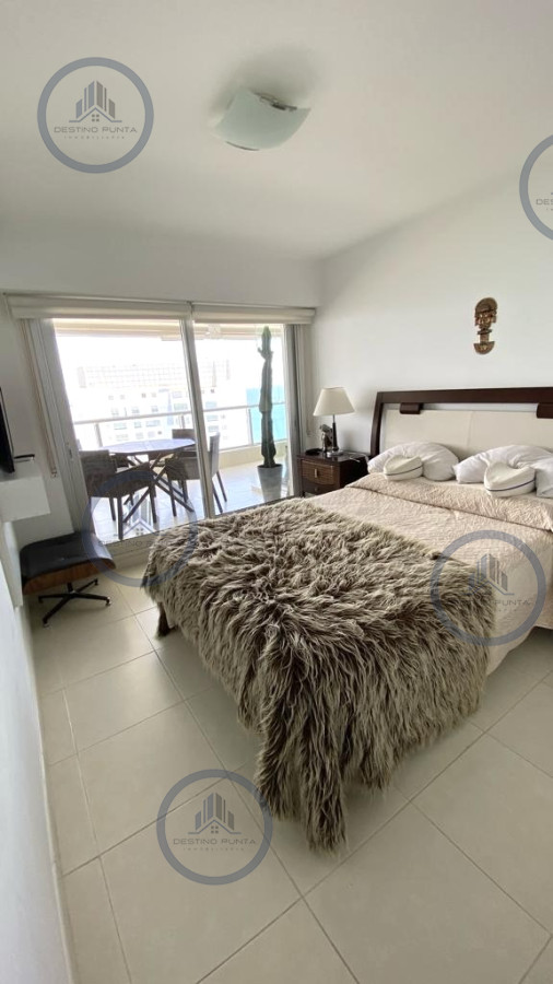 Apartamento ID.1750 - Excelente Apartamento de 2 Dormitorios en Playa Mansa - Punta del Este