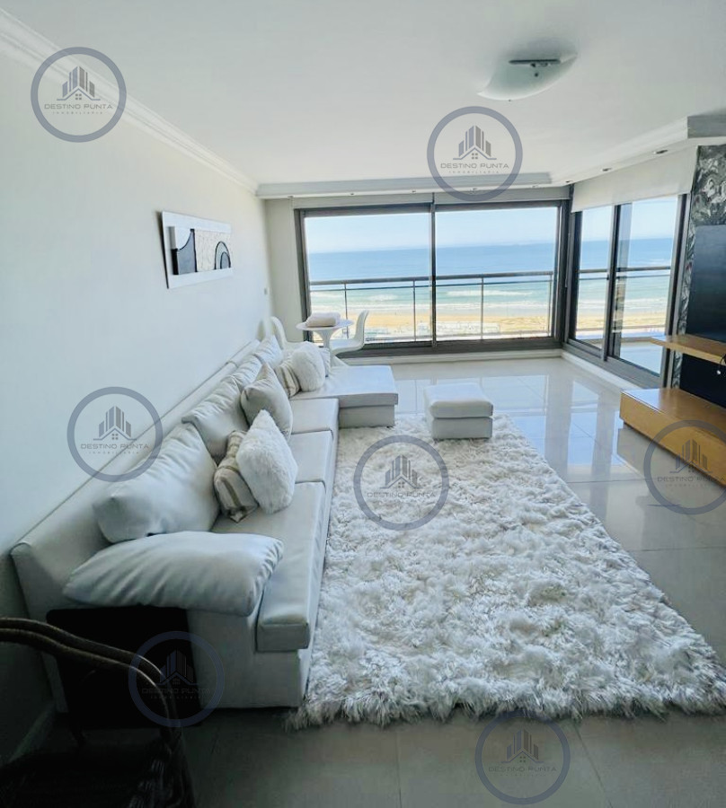 Apartamento ID.994 - Alquiler temporario de apartamento de tres dormitorios en torre de categoría sobre Playa Brava, Punta del Este