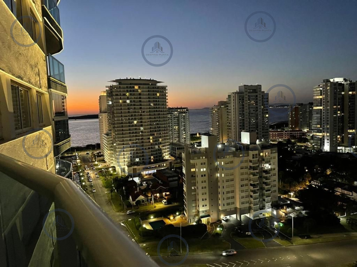 Apartamento ID.1755 - Moderno Apartamento de 2 Dormitorios en Venta, Playa Mansa 