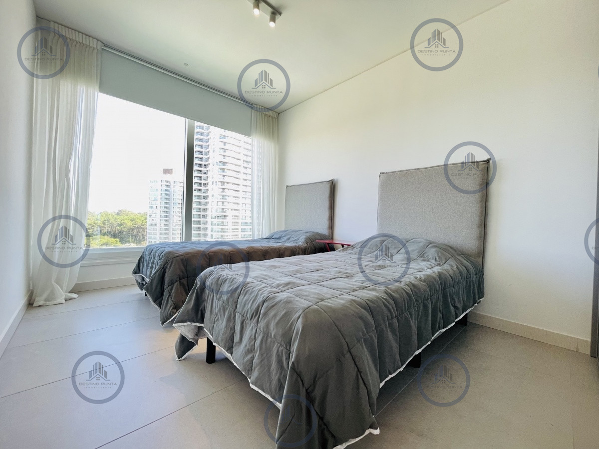 Apartamento ID.291 - Venta de Apartamento de 3 Dormitorios en suite en Le Parc 3 de Playa Brava, Punta del Este