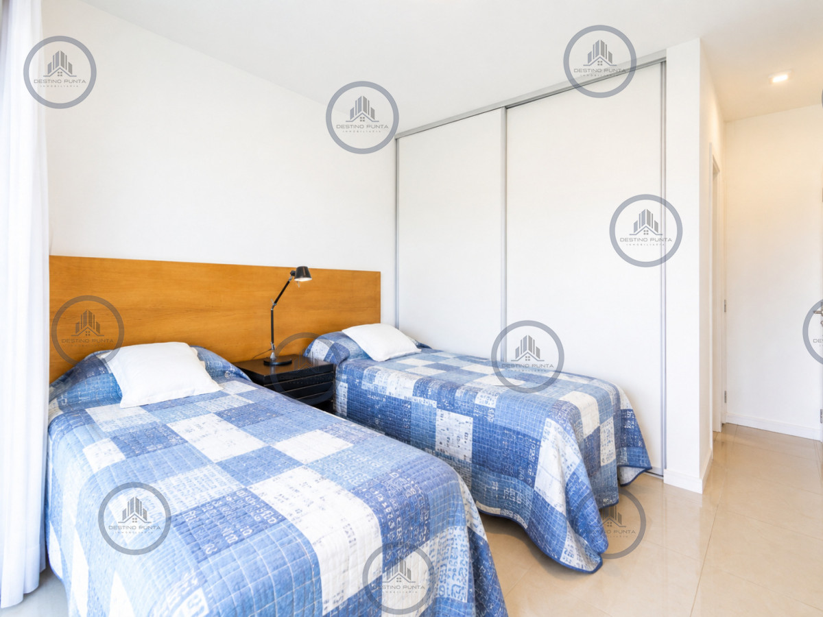 Apartamento ID.1108 - Apartamento Frente al Mar de 3 Dormitorios, Playa Brava Punta del Este