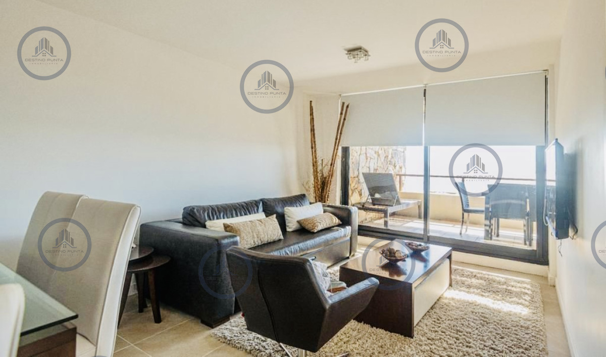 Apartamento ID.1143 - Alquiler temporario de apartamento de dos dormitorios con dos baños en suite, punta ballena 