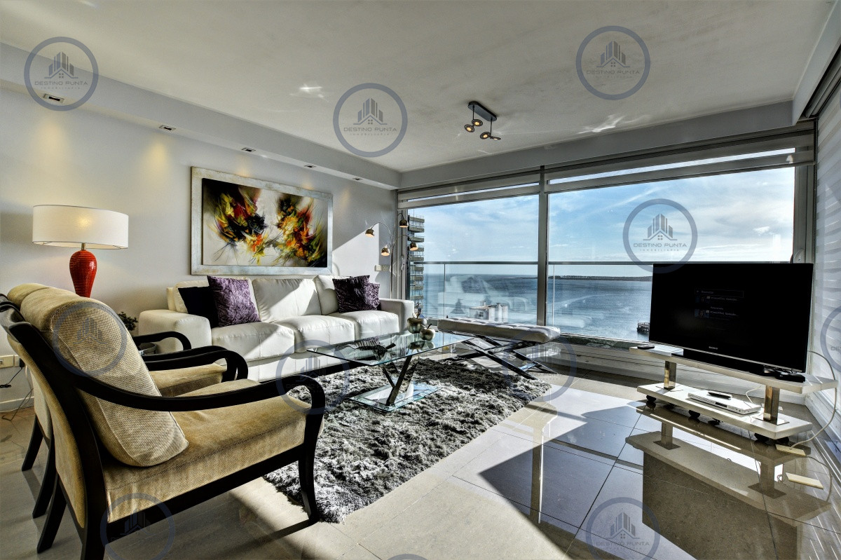 Apartamento ID.157 - Moderno apartamento de 3 Dormitorios y Dependencia Playa Mansa