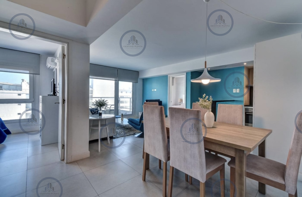 Apartamento ID.541 - Apartamento Céntrico de 2 Dormitorios con Vista al Mar, en el corazón de la Península de Punta del Este