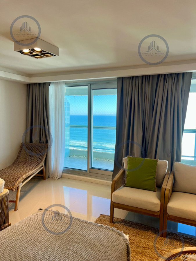 Apartamento ID.170 - Penthouse dúplex de 4 suites con azotea, parrillero y más de 500 m² de lujo contemporáneo