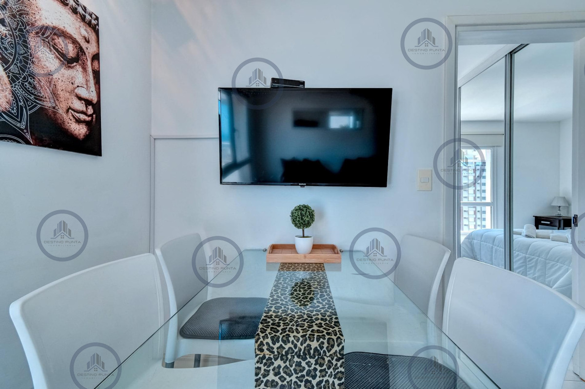 Apartamento ID.2020 - Oportunidad en Venta, Apartamento de 1 Dormitorio en la Península de Punta del Este