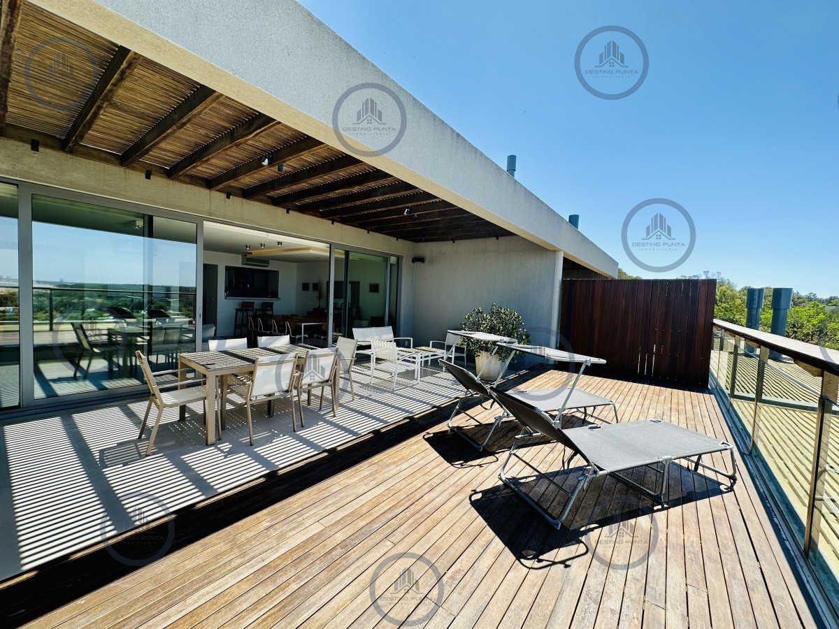 Apartamento ID.1690 - Venta y Alquiler temporario de apartamento moderno de dos dormitorios con parrillero en Punta Ballena