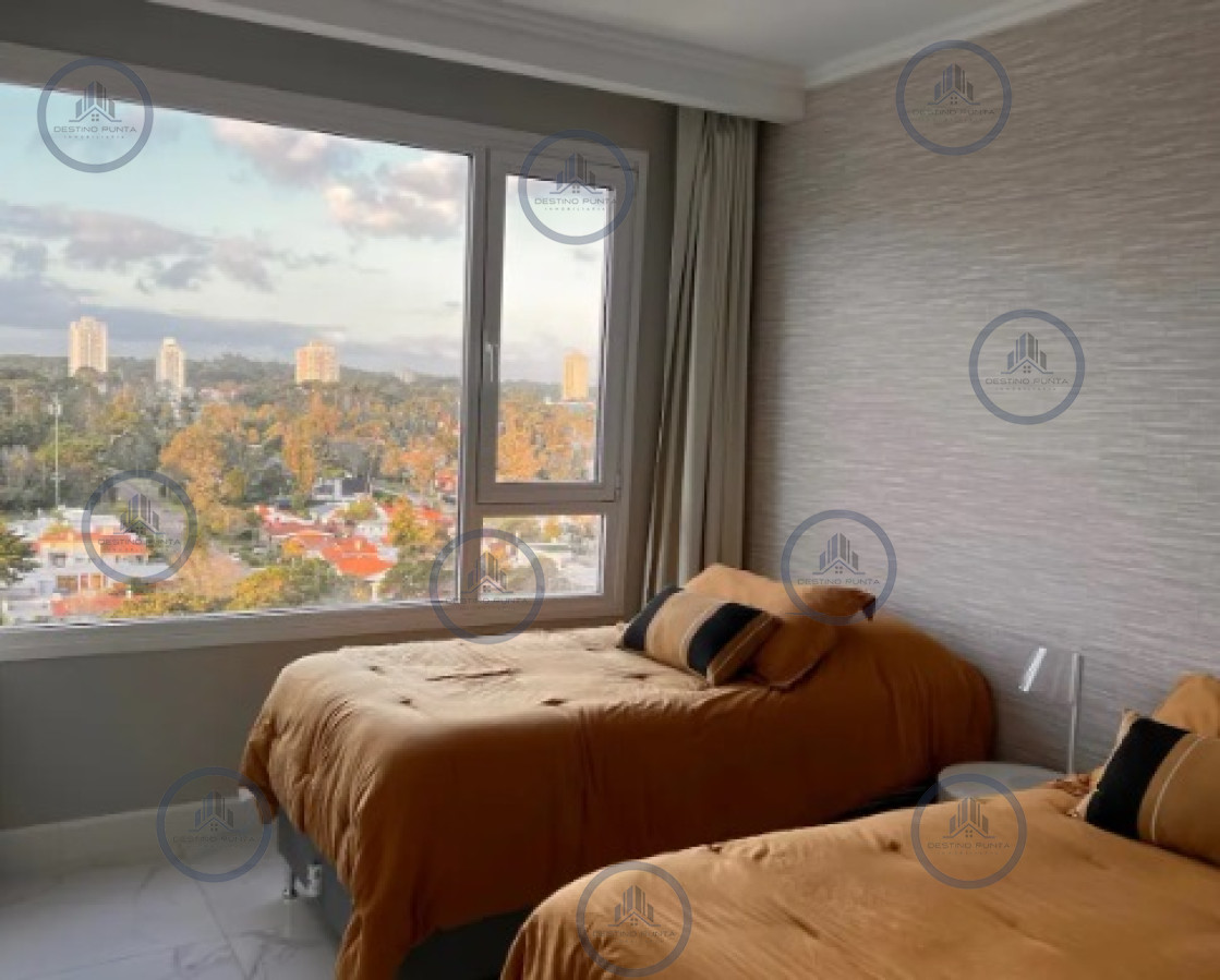 Apartamento ID.1729 - Excelente Apartamento de 2 Dormitorios Frente al Mar - Punta del Este