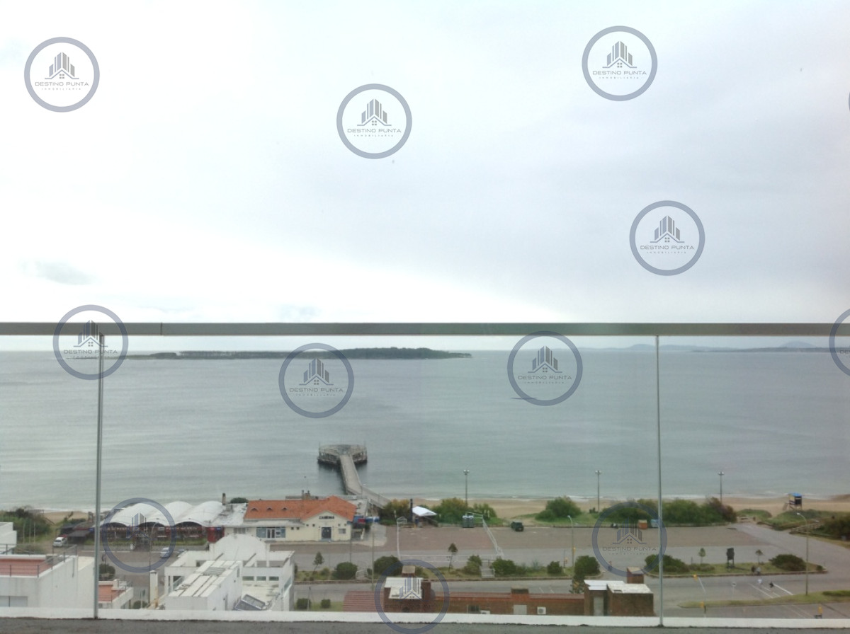 Apartamento ID.159 - Moderno Apartamento de 3 Suites en Playa Mansa con Vista al Mar
