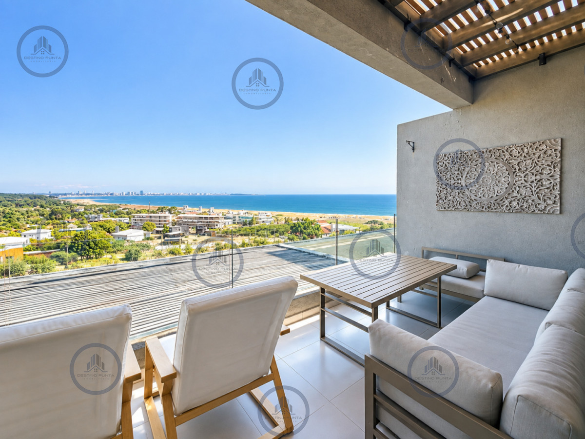 Apartamento ID.2466 - Venta de Apartamento de 2 Dormitorios y Parrillero en la Loma de la Ballena en exclusivo complejo