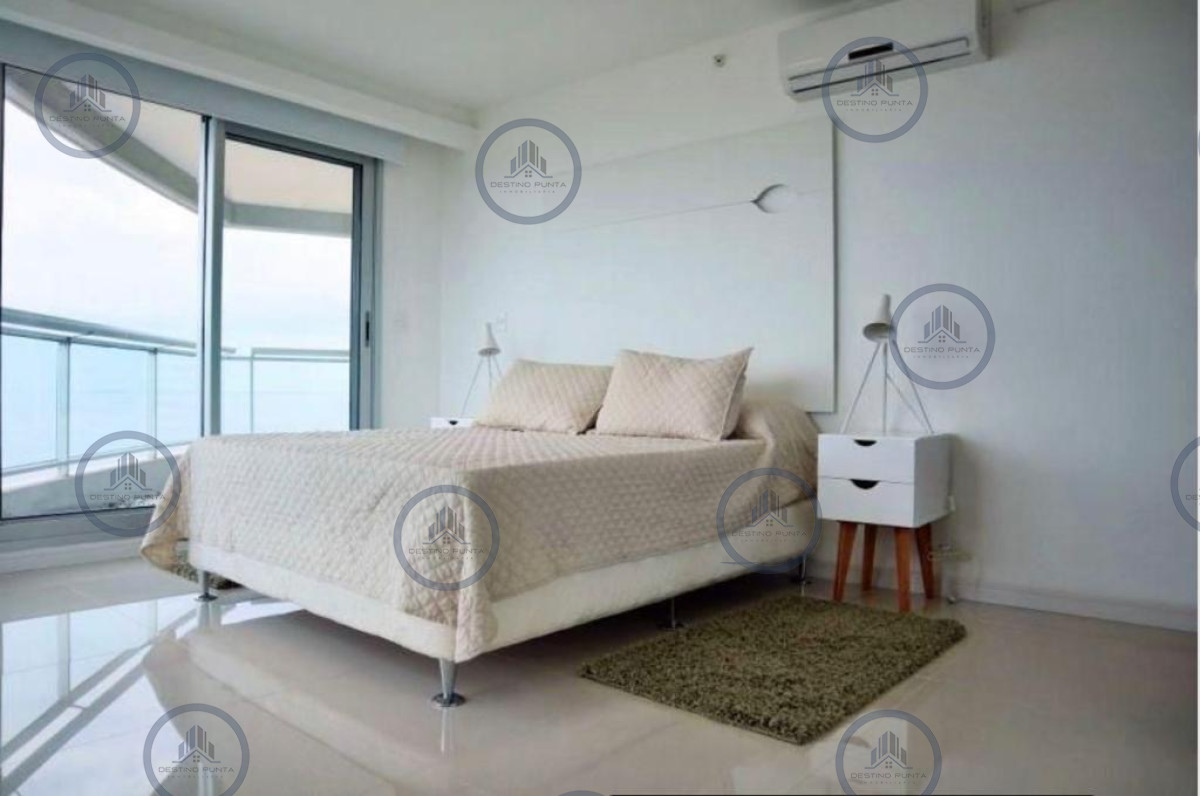Apartamento ID.2186 - Apartamento piso alto con Vista de 3 Dormitorios y Parrillero en Playa Brava, Punta del Este 