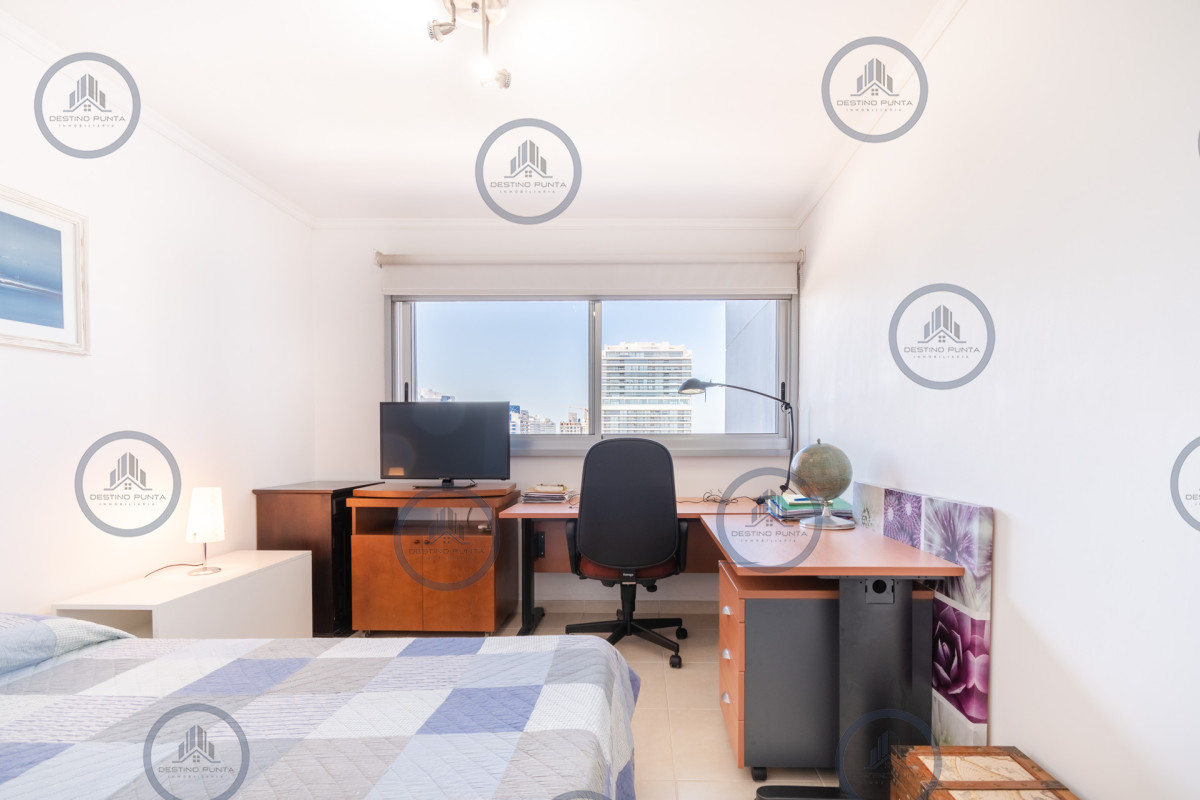 Apartamento ID.364 - Excelente Apartamento de 2 Dormitorios y Parrillero, Playa Mansa Punta del Este