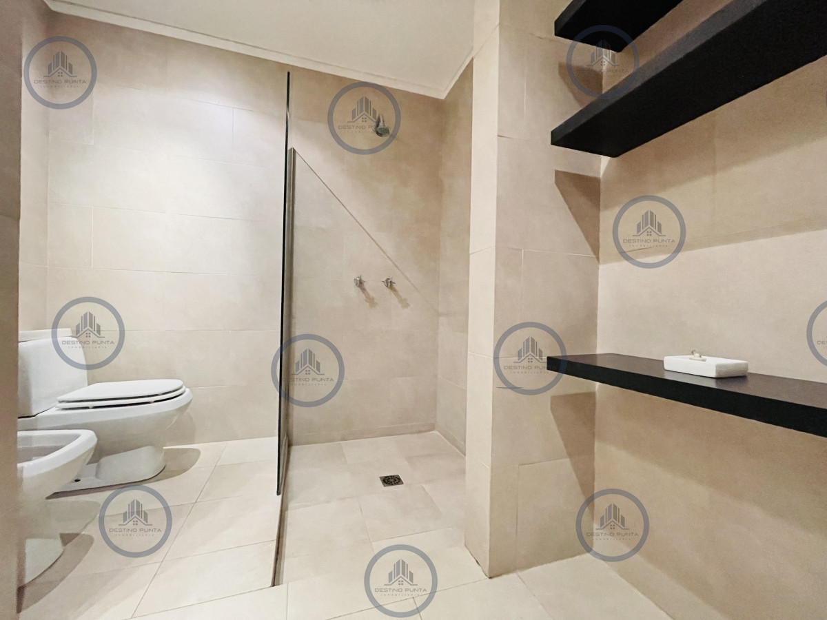 Apartamento ID.1925 - Venta de Moderno Apartamento de 3 Dormitorios Frente al Mar en La Barra