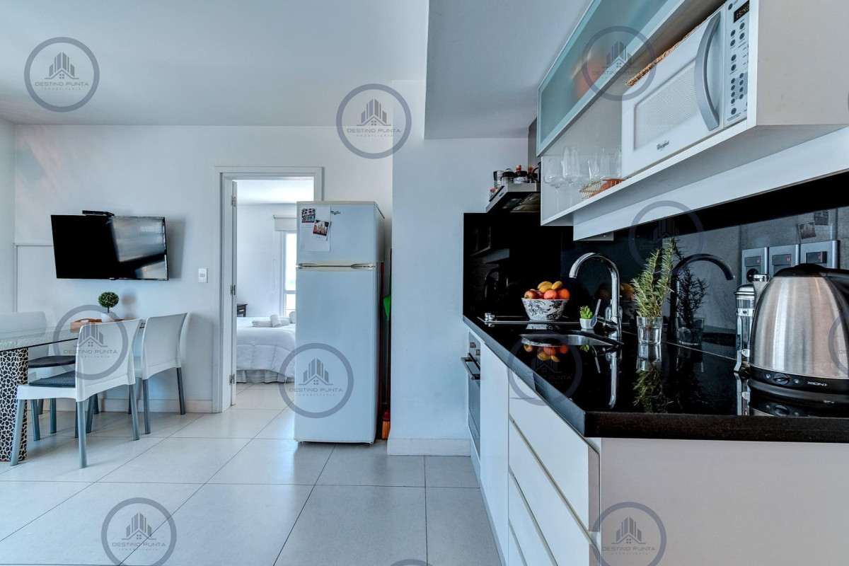 Apartamento ID.2020 - Oportunidad en Venta, Apartamento de 1 Dormitorio en la Península de Punta del Este