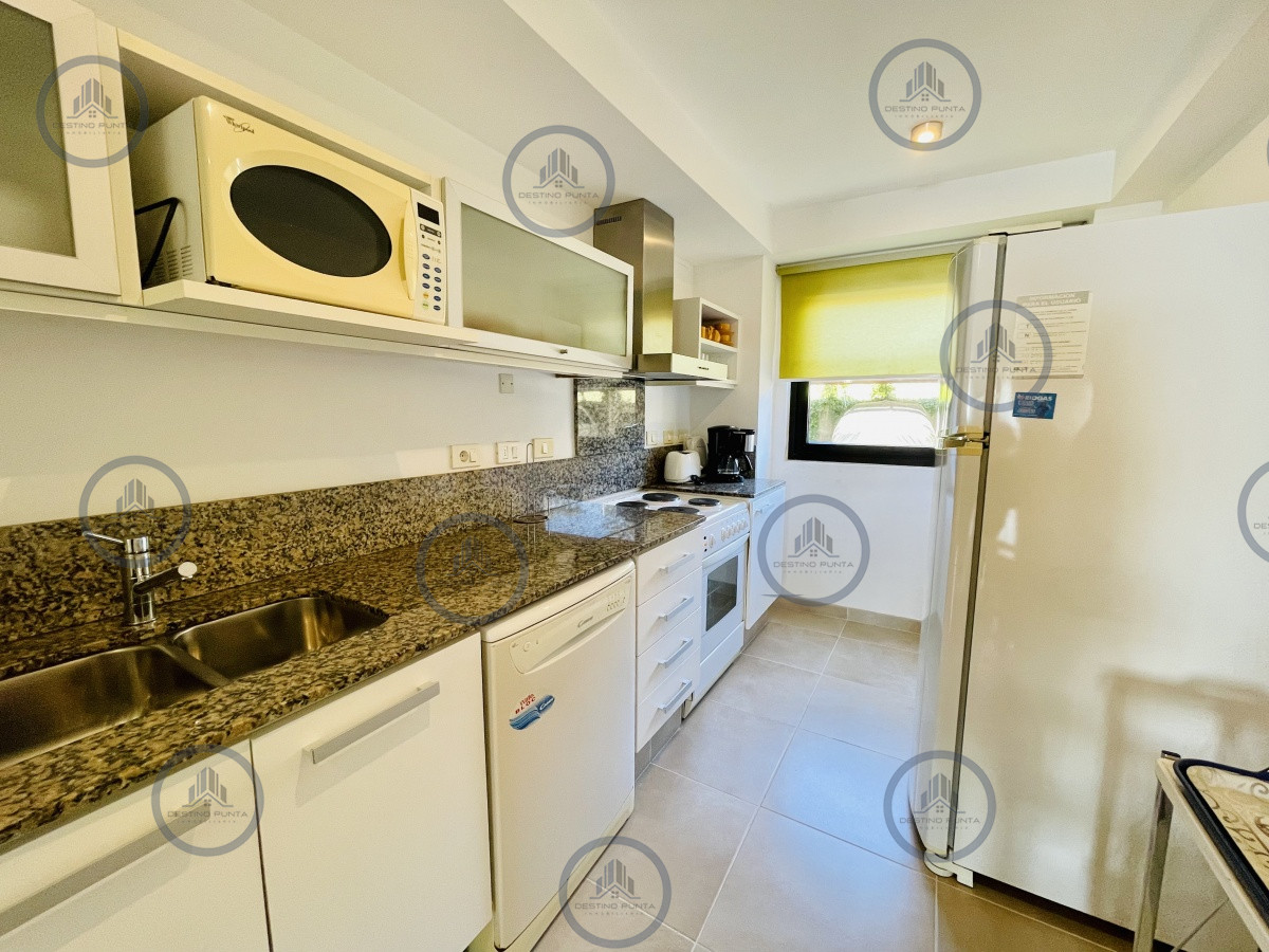 Apartamento ID.4 - Alquiler temporario de apartamento de dos dormitorios con parrillero, Punta Ballena