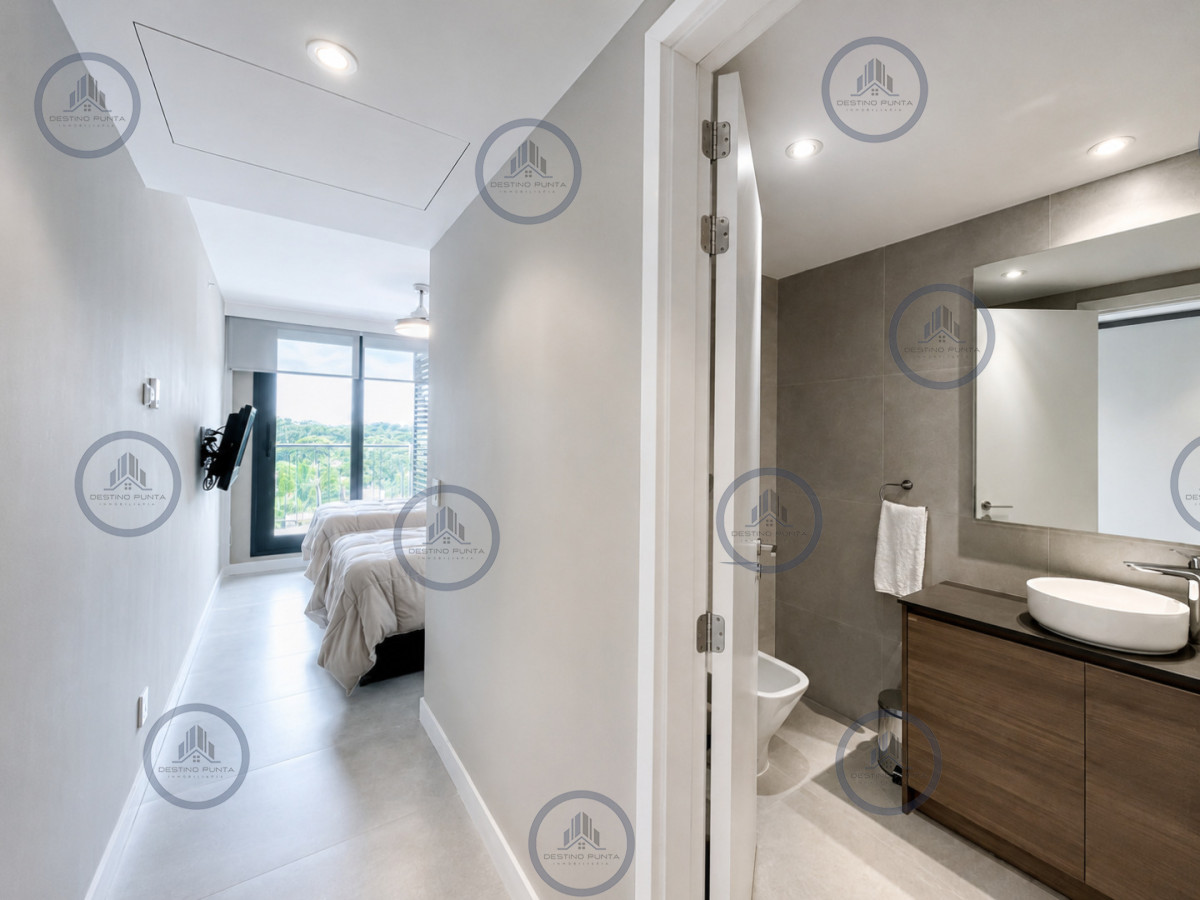 Apartamento ID.1122 - Moderno Apartamento de 2 Dormitorios en Torre Venetian sobre Playa Mansa