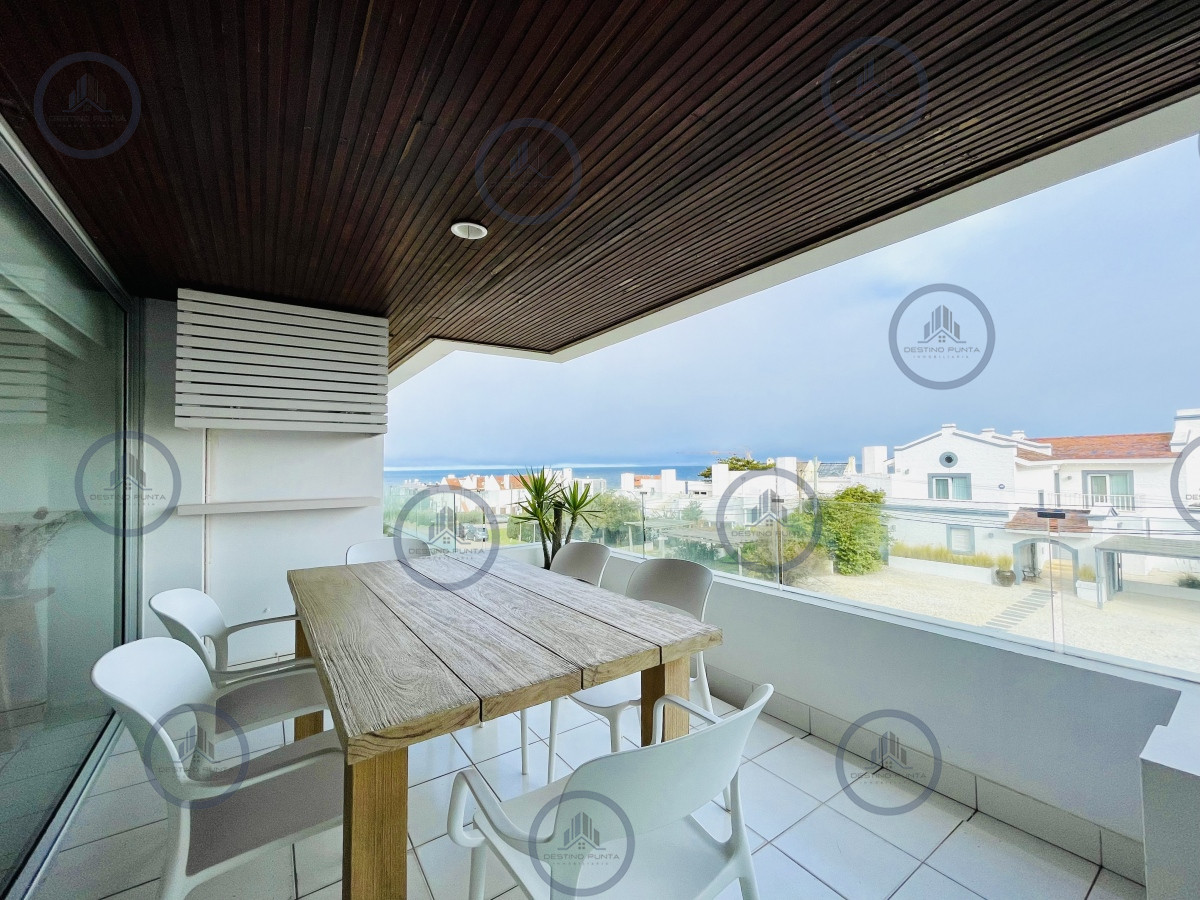 Apartamento ID.196 - Esturión de Montoya, Apartamento Penthouse de 3 Dormitorios y Parrillero en Playa Montoya, La Barra