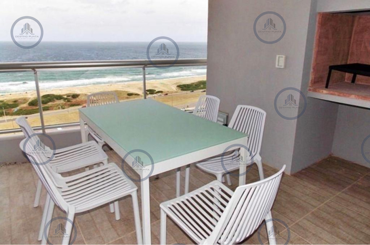 Apartamento ID.2186 - Apartamento piso alto con Vista de 3 Dormitorios y Parrillero en Playa Brava, Punta del Este 