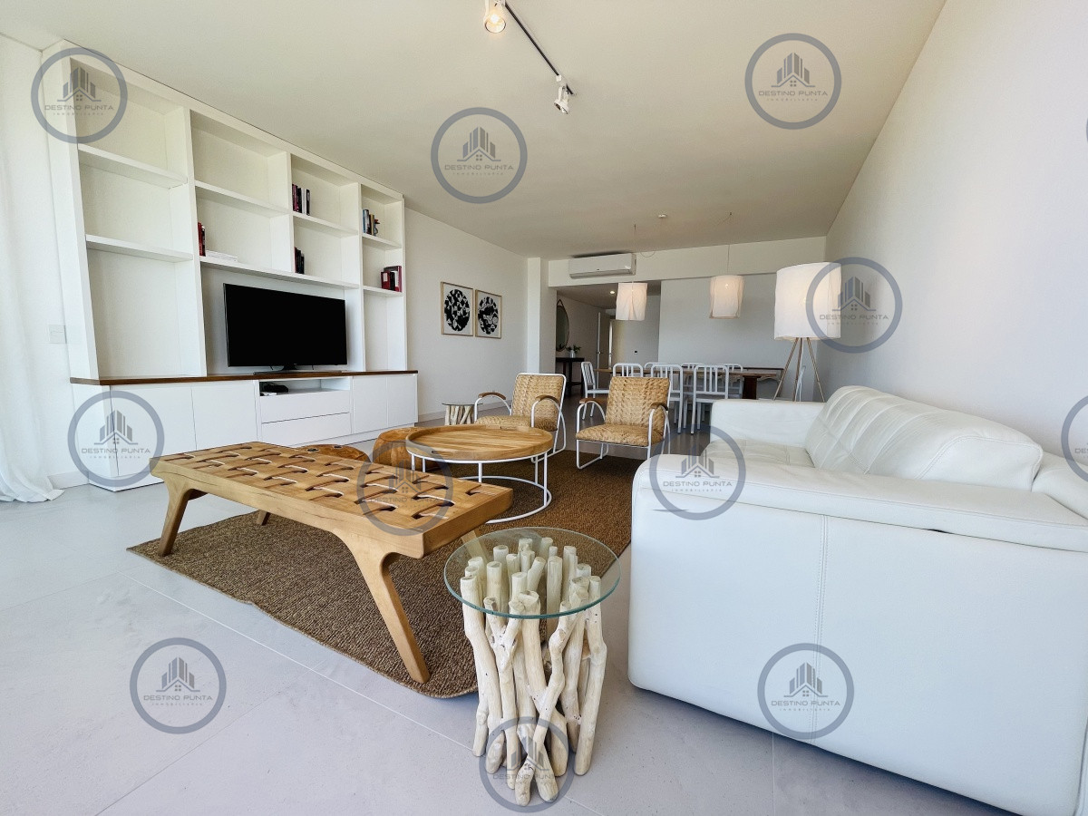 Apartamento ID.291 - Venta de Apartamento de 3 Dormitorios en suite en Le Parc 3 de Playa Brava, Punta del Este