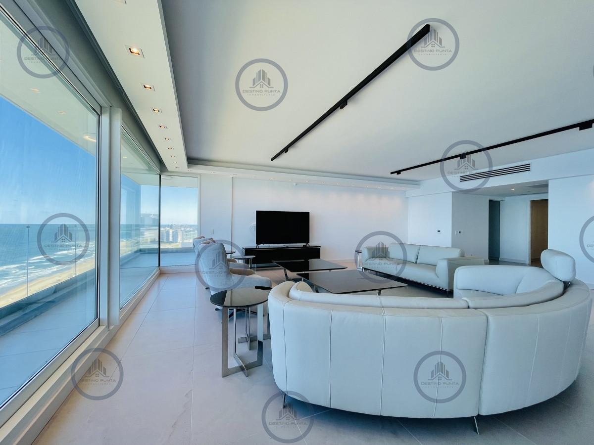 Exclusiva planta unificada Penthouse a estrenar en venta Playa Brava, Punta del Este — fotografía 1