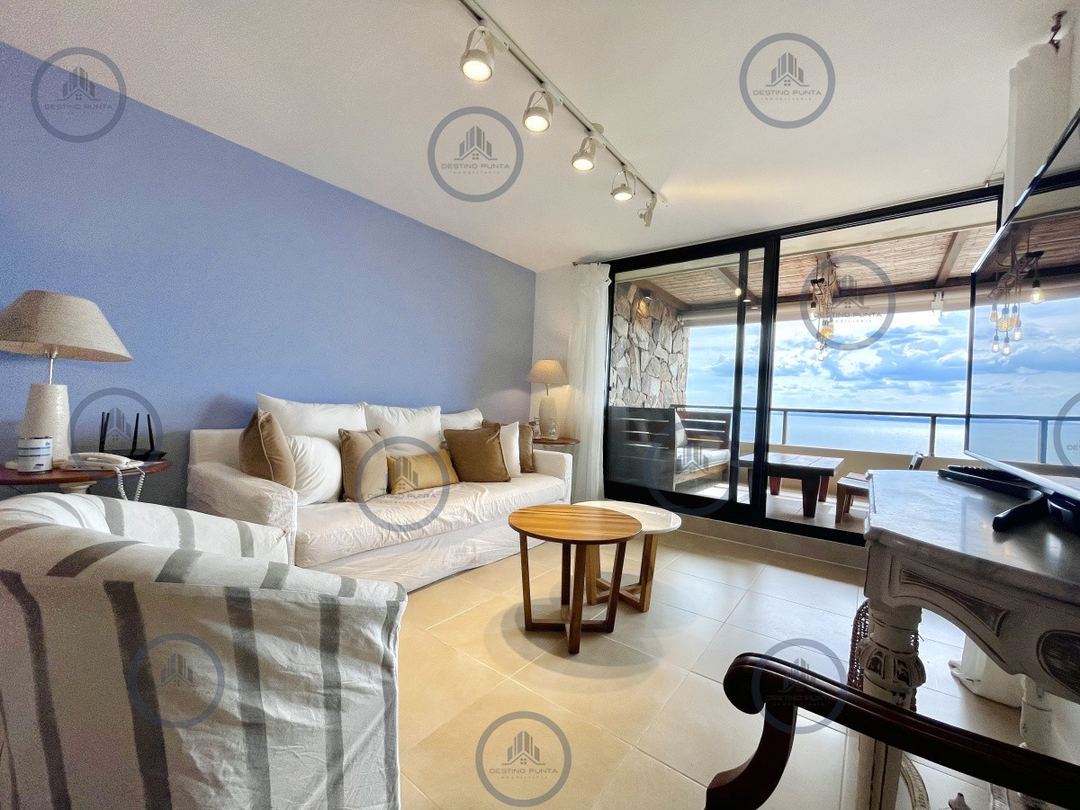 Apartamento ID.1192 - Venta y alquiler de apartamento de dos dormitorios con parrillero de uso exclusivo en Punta Ballena