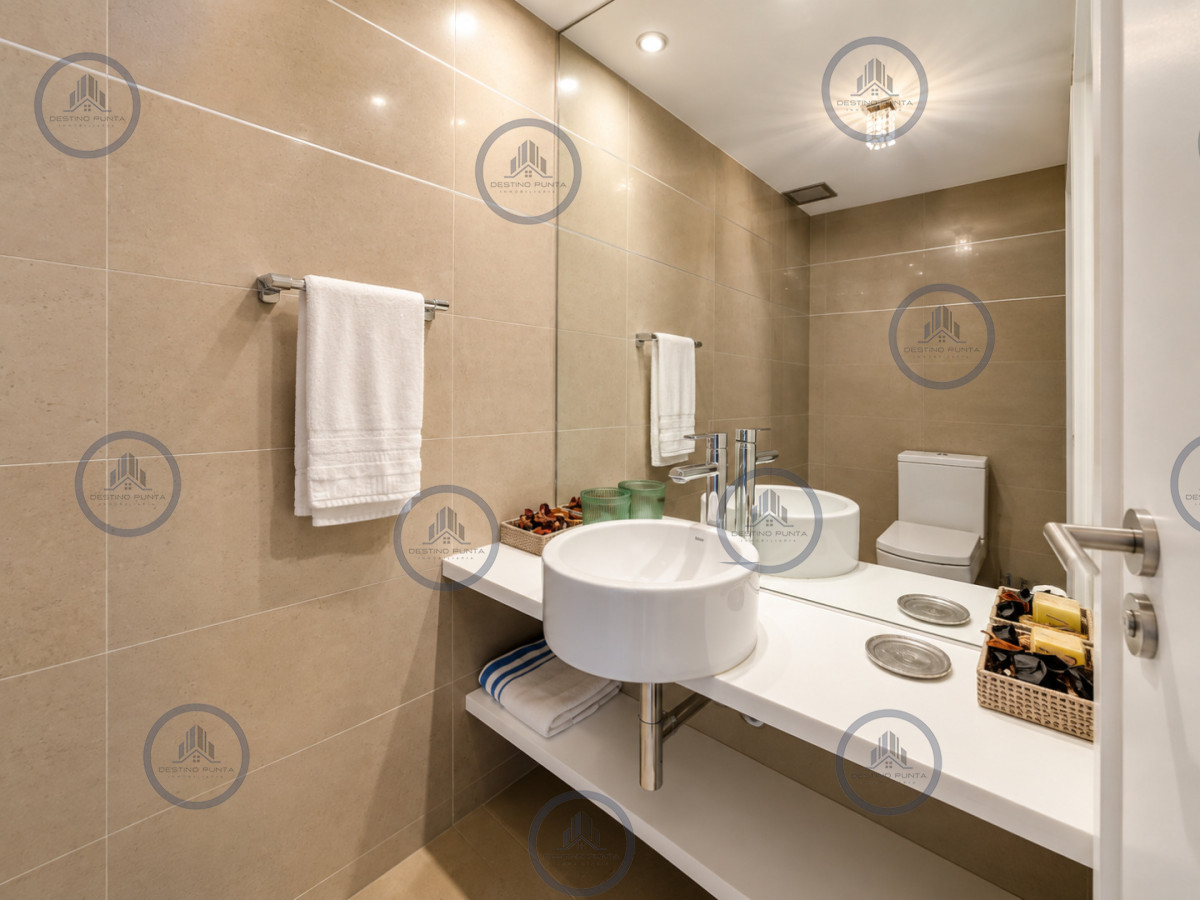 Apartamento ID.3307 - Moderno Apartamento de 1 Dormitorio en Suite a pasos del mar. Playa Mansa, Punta del Este