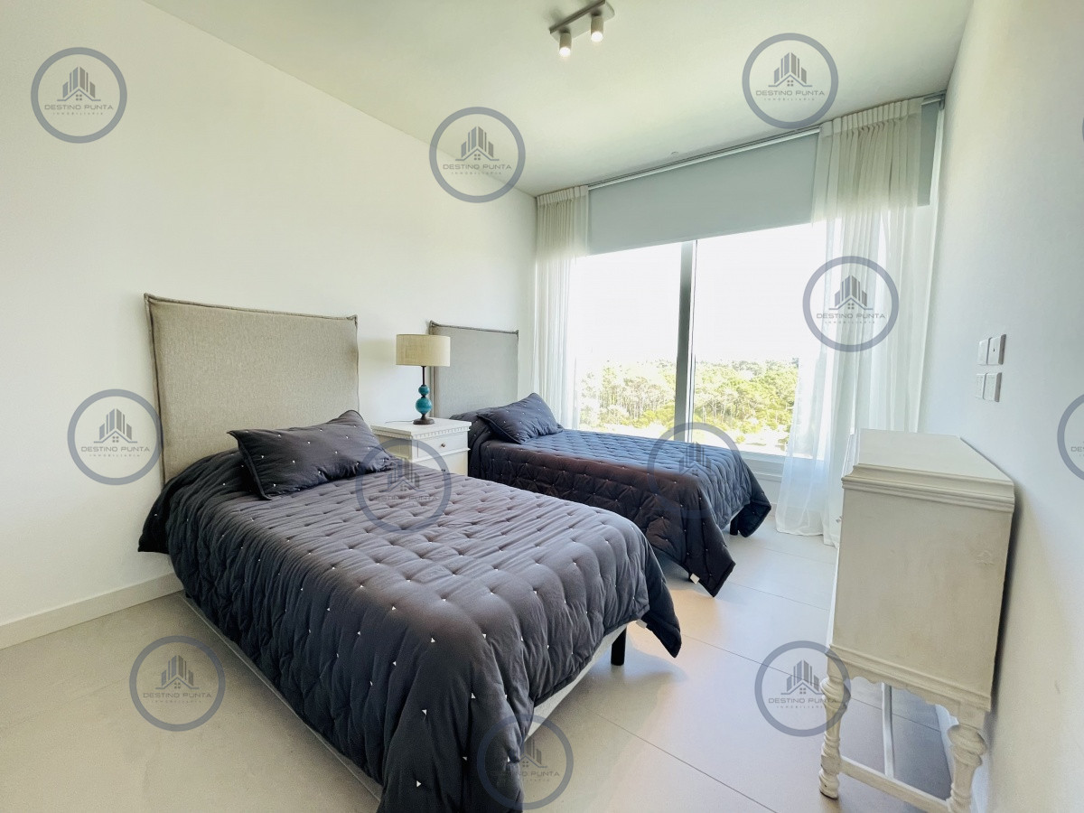 Apartamento ID.291 - Venta de Apartamento de 3 Dormitorios en suite en Le Parc 3 de Playa Brava, Punta del Este
