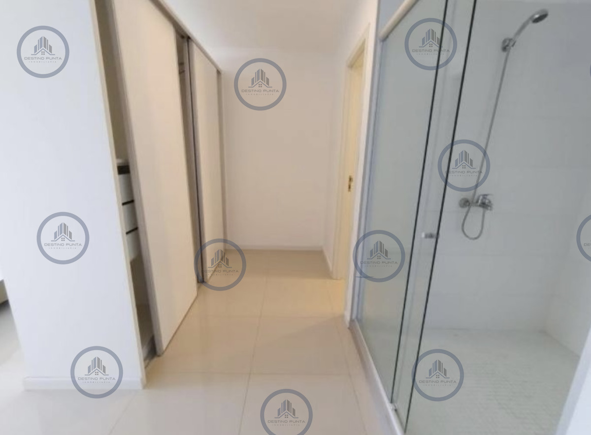 Apartamento ID.2106 - Apartamento de 3 Dormitorios y Parrillero en Playa Brava - Punta del Este