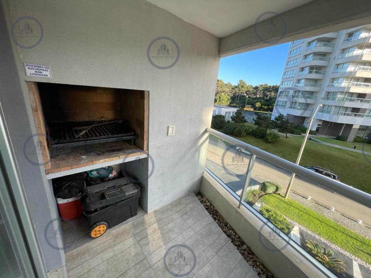 Apartamento ID.2077 - Alquiler temporario de apartamento de 1 dormitorio en playa Brava, Punta del Este