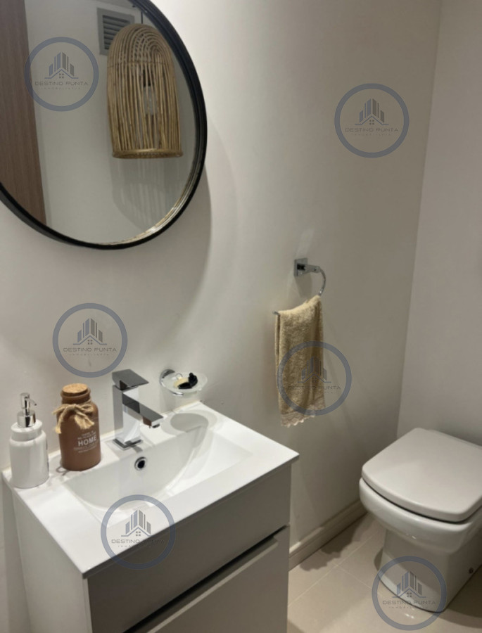 Apartamento ID.134 - Apartamento en venta y alquiler de 1 dormitorio con parrillero en Playa Brava, torre moderna