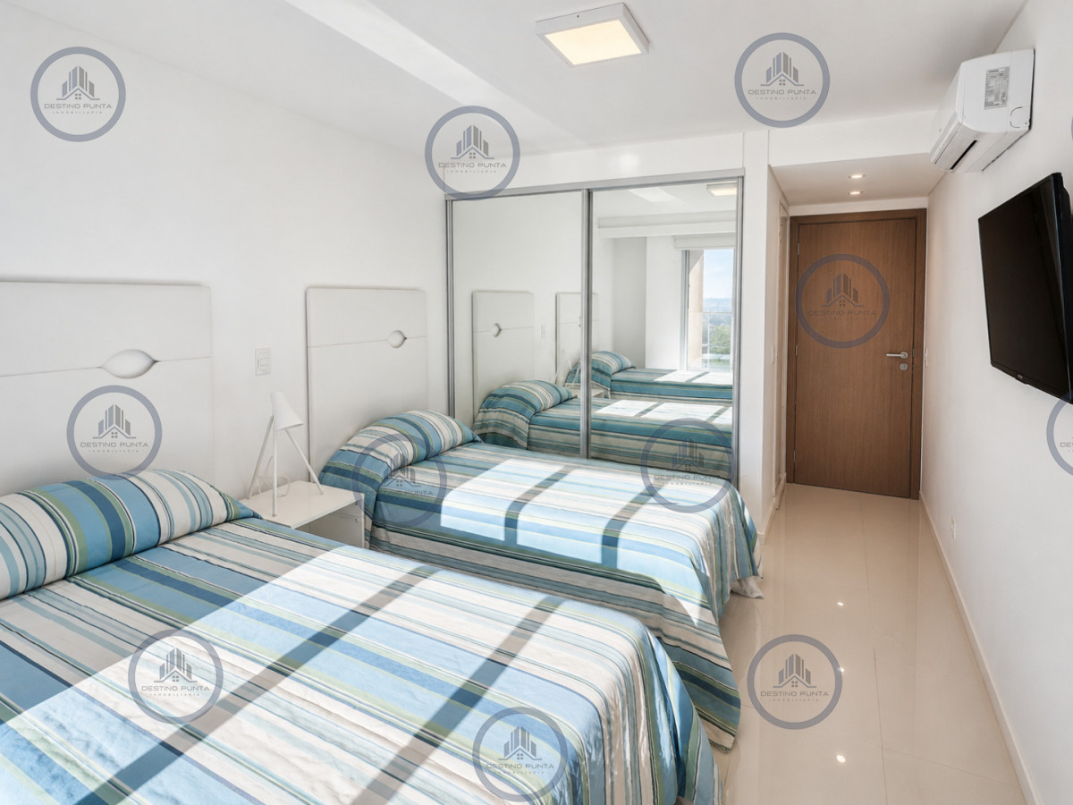 Apartamento ID.310 - Alquiler temporal de apartamento de 2 dormitorios con parrillero en Playa Brava
