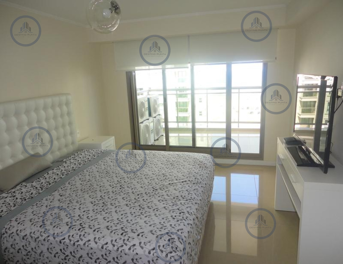 Apartamento ID.224 - Moderno Apartamento de 3 Dormitorios en Impleriale - Venta y Alquiler