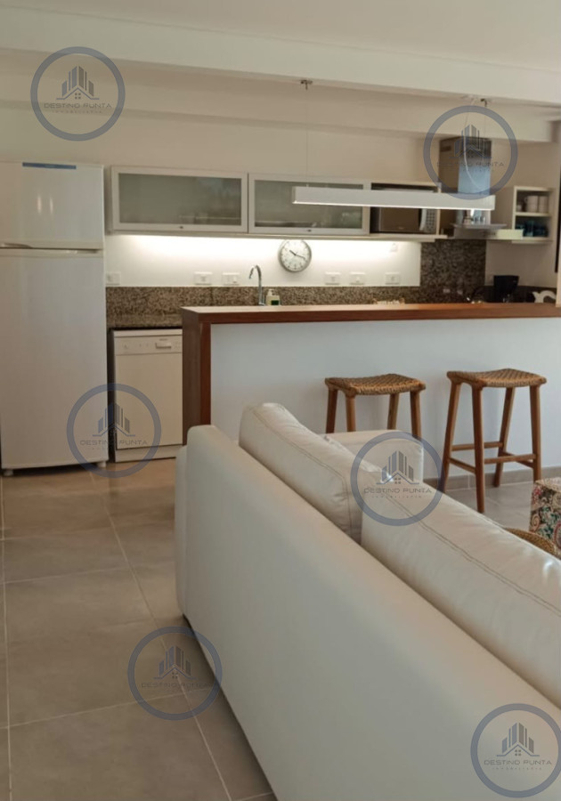 Apartamento ID.377 - Alquiler temporario de apartamento de dos dormitorios con parrillero, Punta Ballena