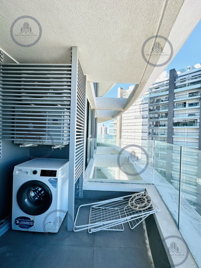 Apartamento ID.735 - Moderno Apartamento de 3 Dormitorios en Suite, zona Hotel Enjoy, Punta del Este