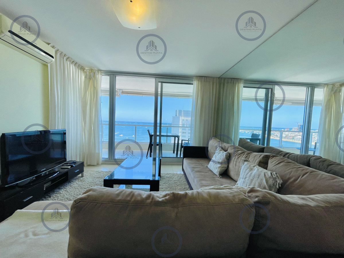Apartamento ID.216 - Excelente Apartamento de 2 Dormitorios con Vista al Mar, Playa Mansa