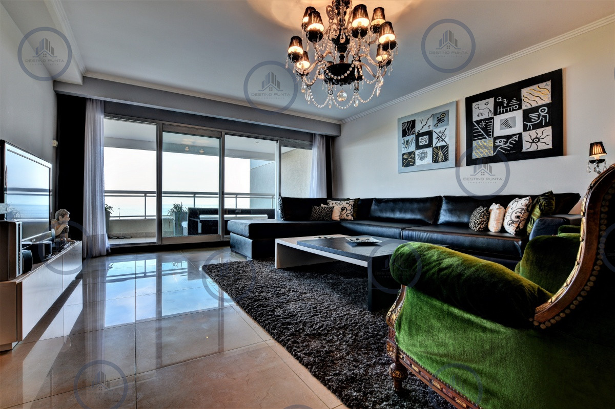 Apartamento ID.357 - Moderno Apartamento de 3 Dormitorios frente al Mar - Playa Brava