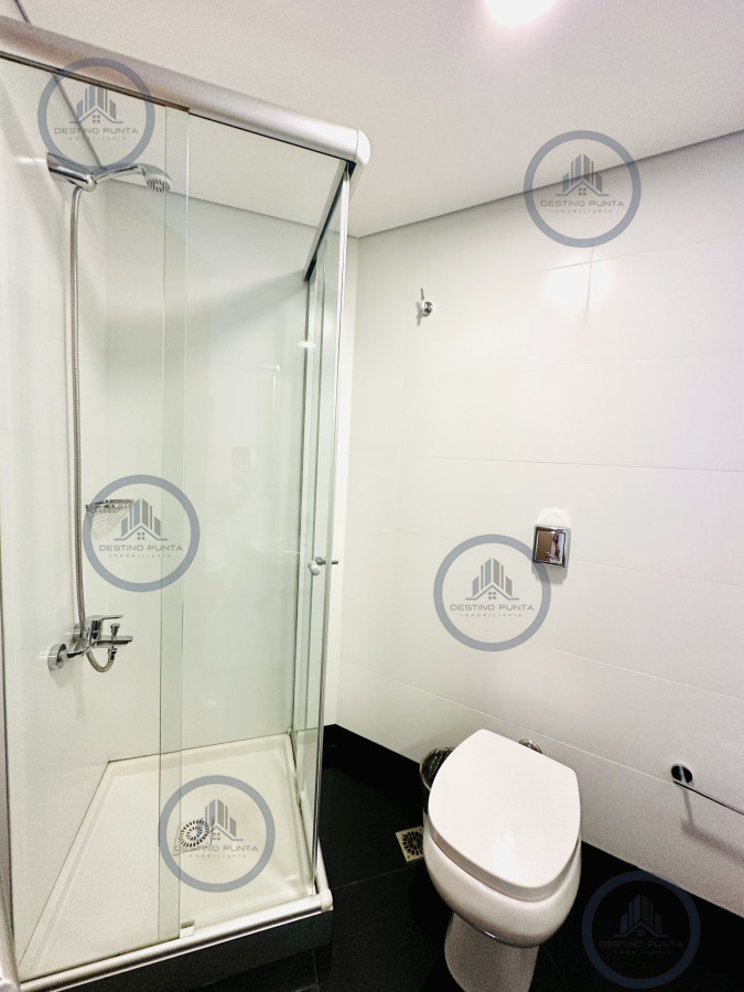 Apartamento ID.2295 - Oportunidad de venta apartamento de 3 dormitorios mas dependencia Playa Brava, Punta del Este