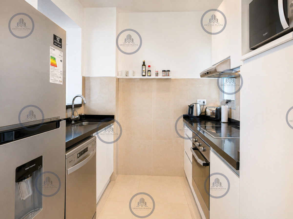 Apartamento ID.3259 - Moderno Apartamento de 3 Dormitorios frente al mar en Playa Brava, Punta del Este