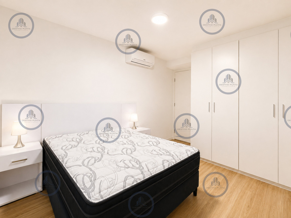 Apartamento ID.1196 - Alquiler anual o venta Apartamento de 2 Dormitorios, Playa Brava, Punta del Este