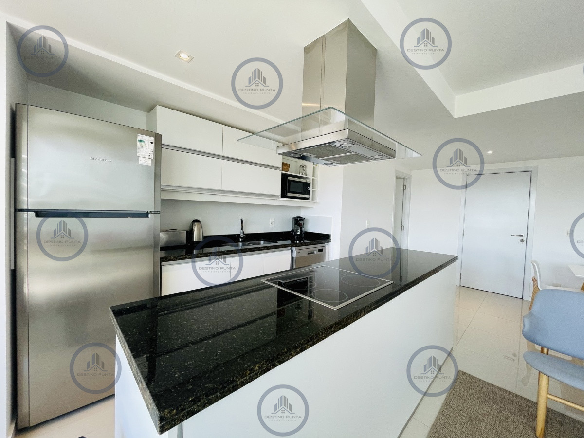 Apartamento ID.881 - Apartamento de 2 Dormitorios en Venta a metros de playa Brava, Punta del Este