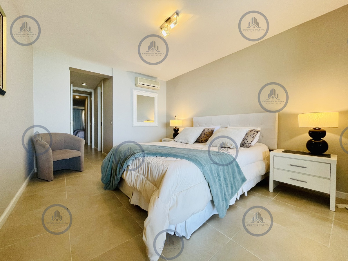 Apartamento ID.928 - Alquiler temporario de apartamento de dos dormitorios con parrillero de uso exclusivo en Punta Ballena